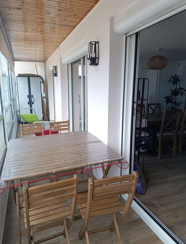 Appartement à SIX-FOURS-LES-PLAGES