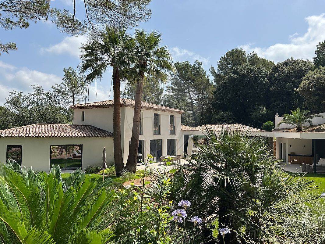 Maison à MOUGINS