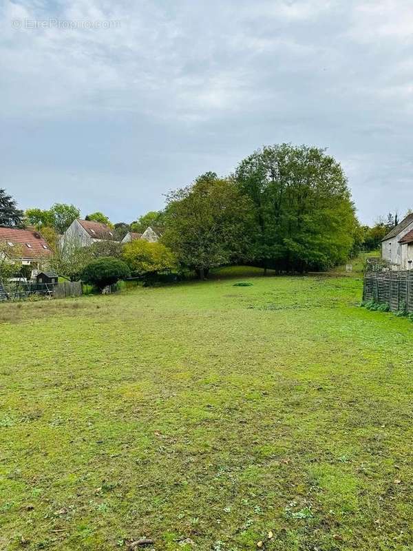 Terrain à LA FERTE-SOUS-JOUARRE