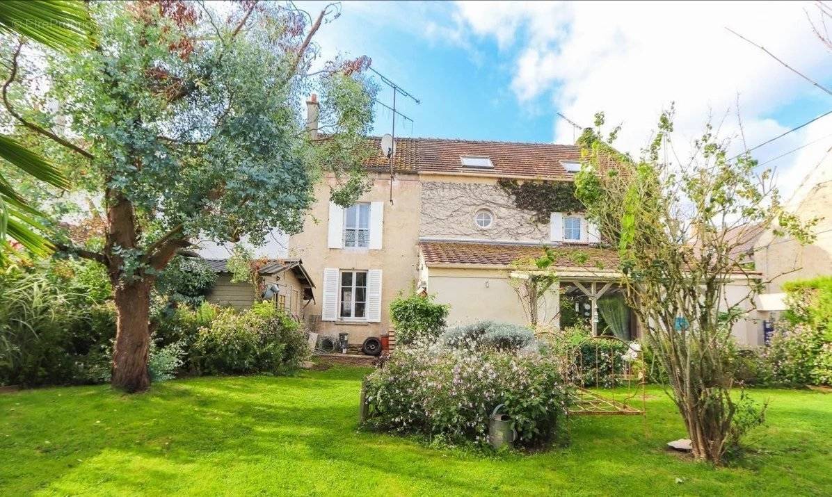 Maison à CHANGIS-SUR-MARNE