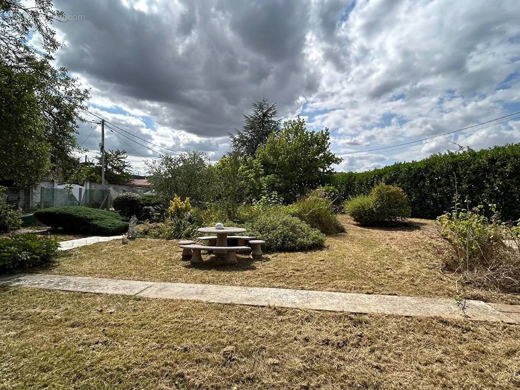 Terrain à CHANGIS-SUR-MARNE