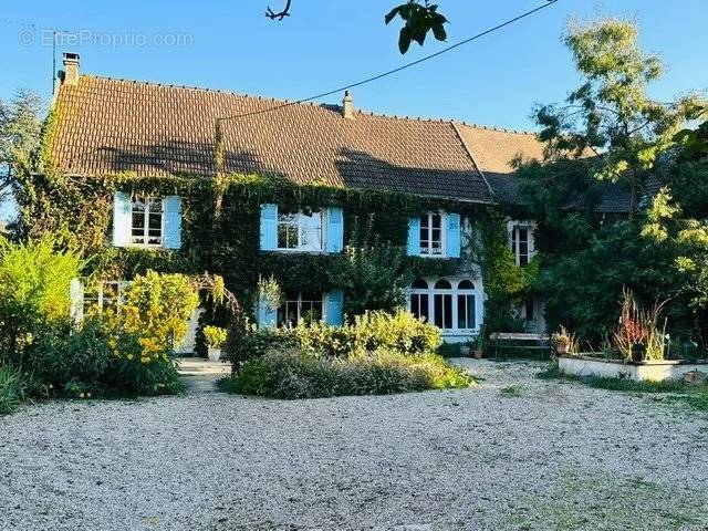 Maison à LA FERTE-SOUS-JOUARRE