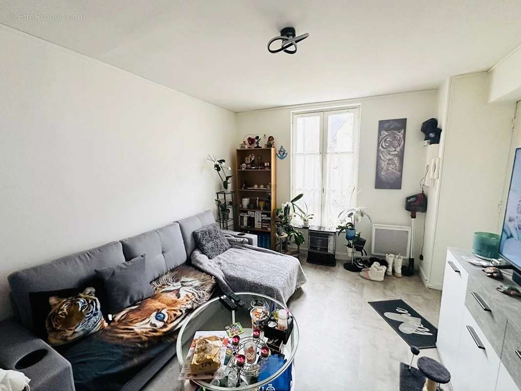 Appartement à JOUARRE