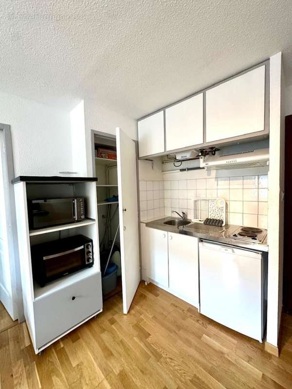   - Appartement à AX-LES-THERMES