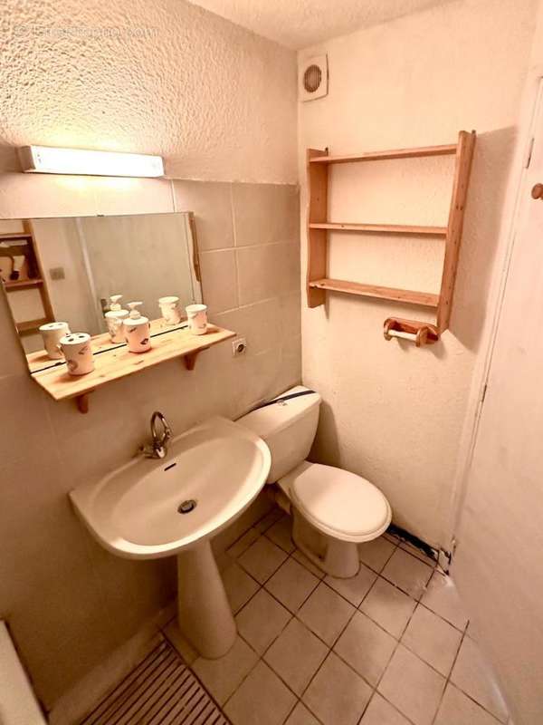   - Appartement à AX-LES-THERMES