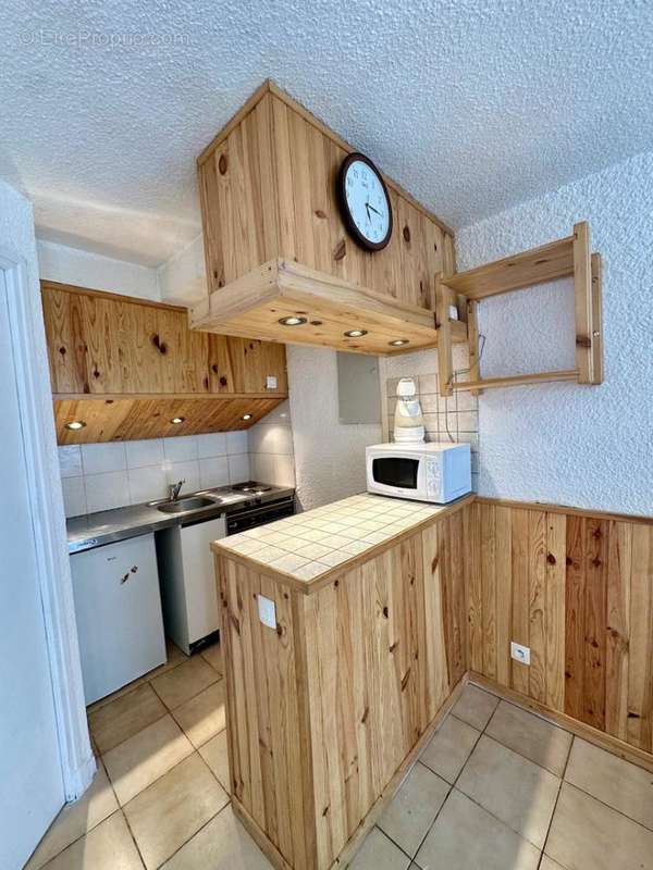   - Appartement à AX-LES-THERMES