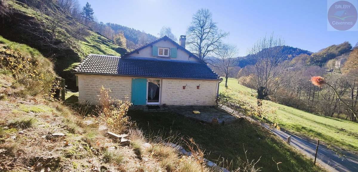 Maison à SAINT-ANDRE-DE-LANCIZE