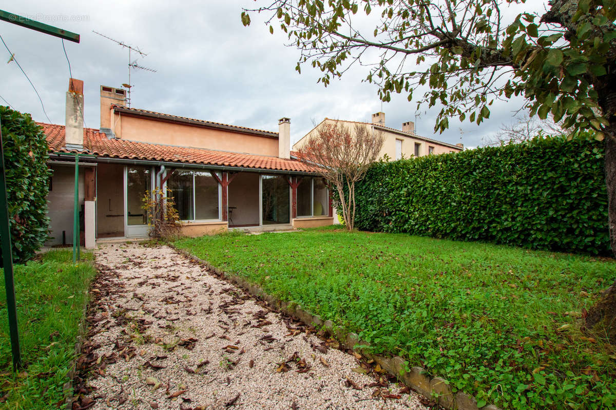 Maison à FONBEAUZARD