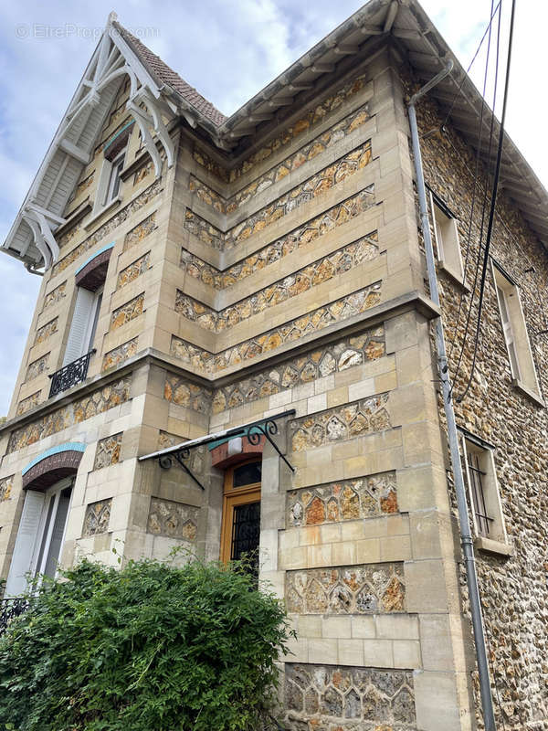 Maison à PONTOISE