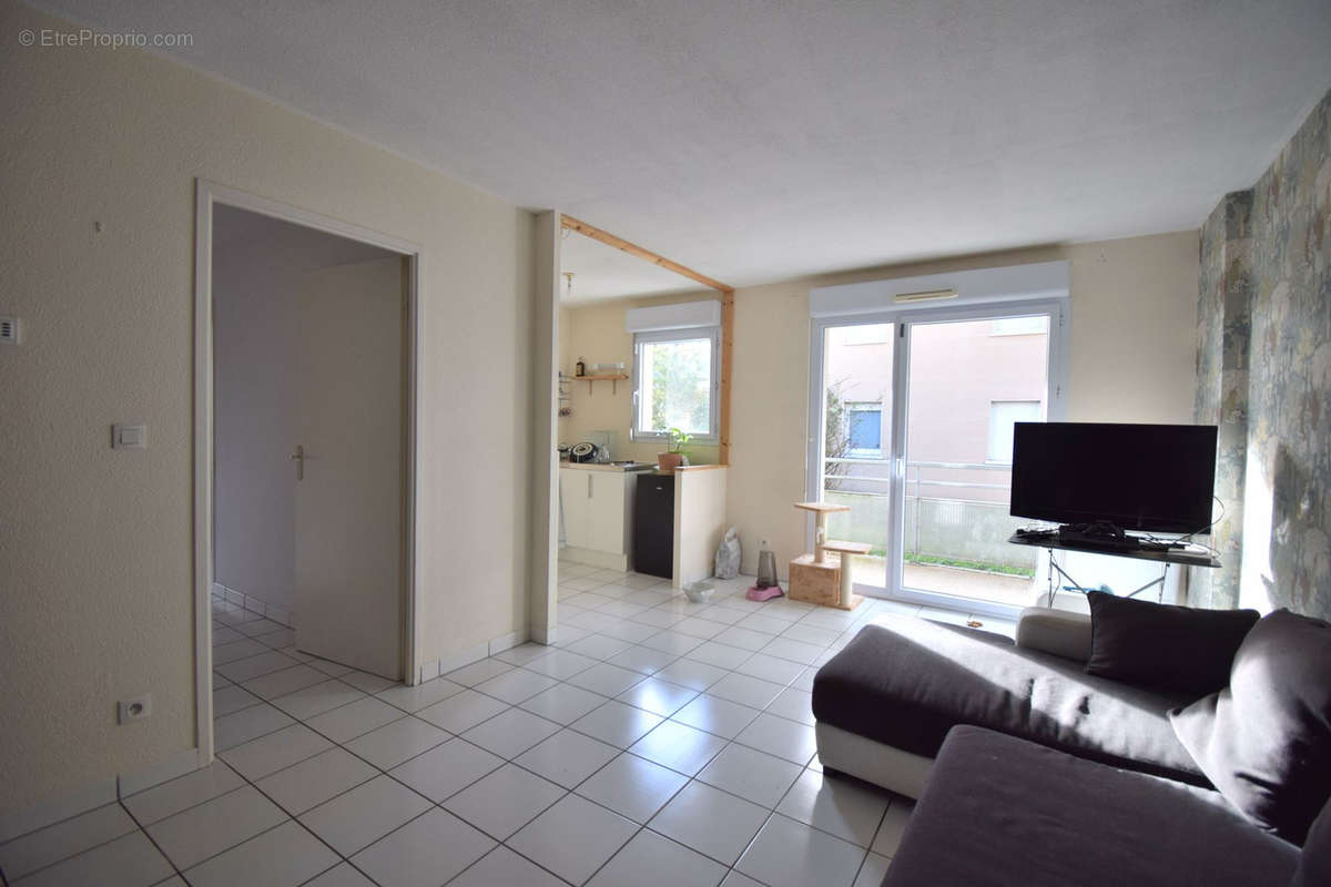 Appartement à GENESTON