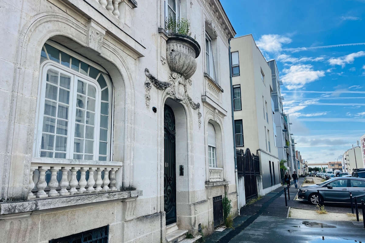 Appartement à BORDEAUX