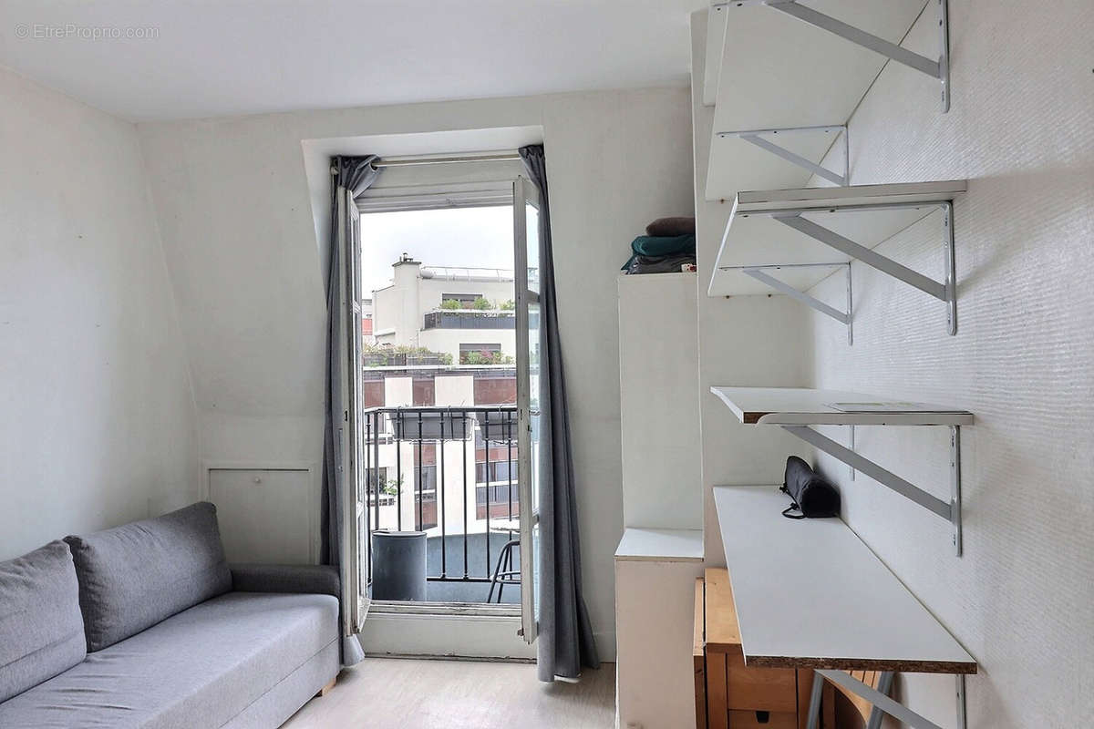 Appartement à PARIS-14E