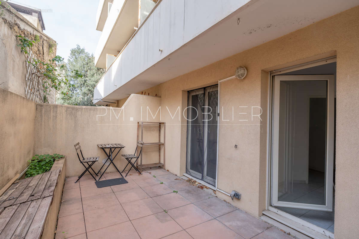 Appartement à MARSEILLE-5E