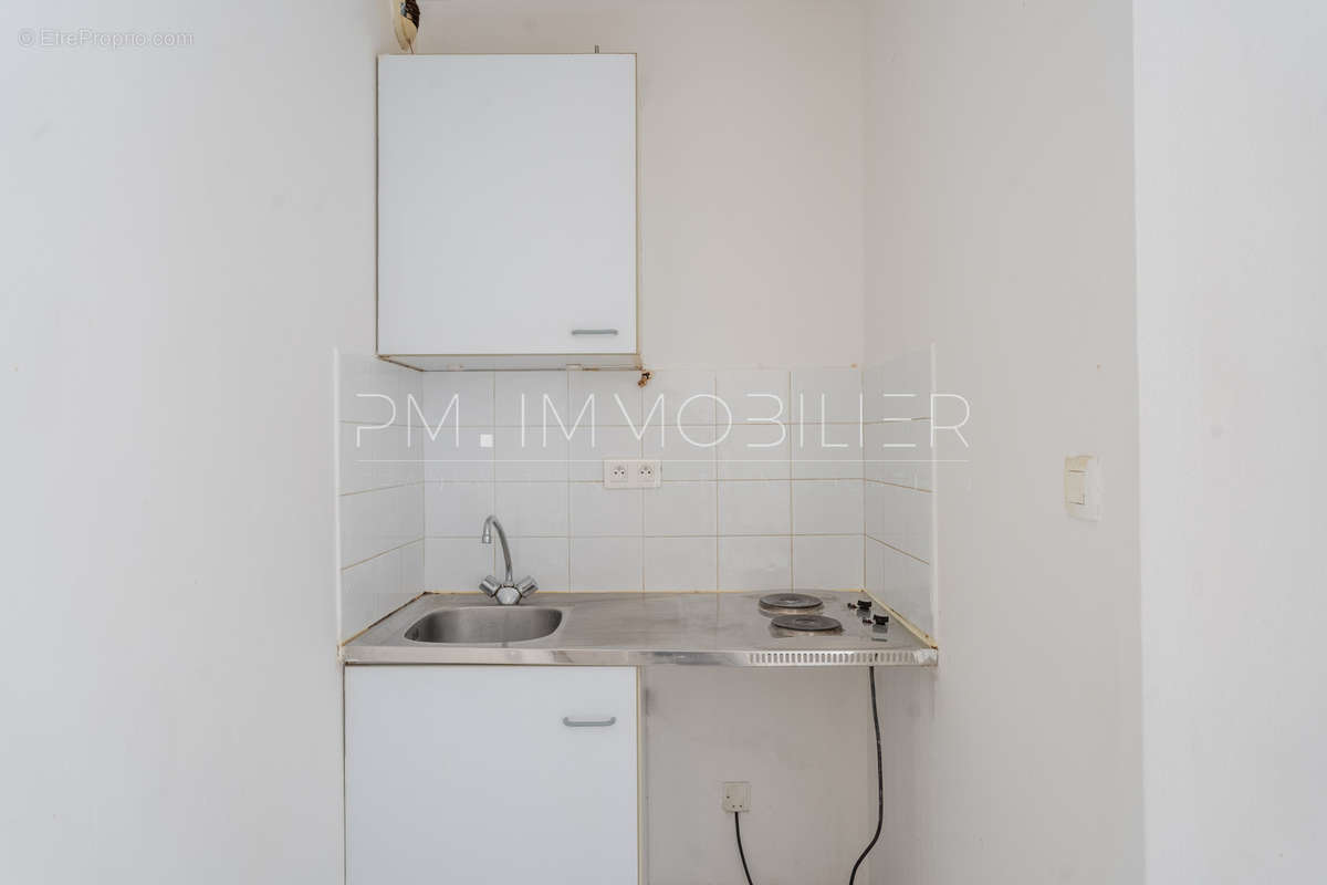 Appartement à MARSEILLE-5E