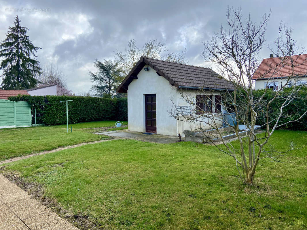 Maison à BELLERIVE-SUR-ALLIER