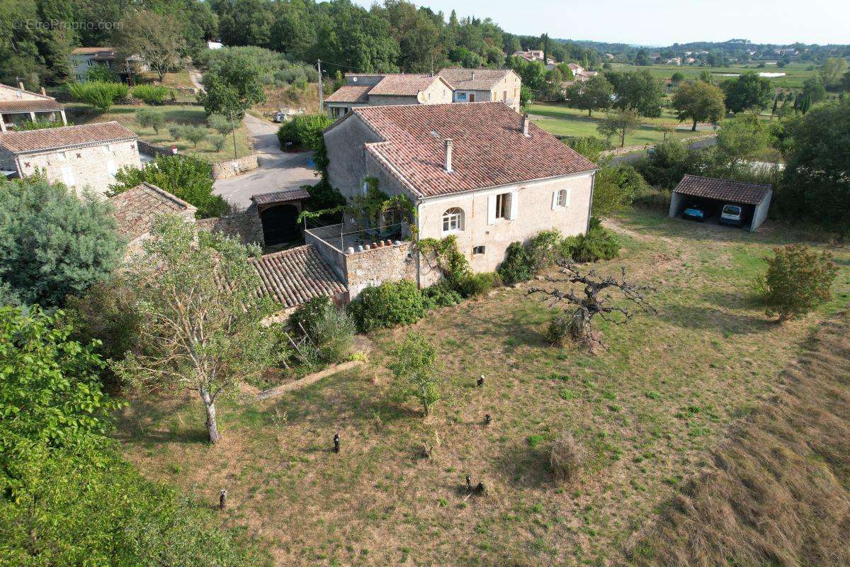 Maison à LAURAC-EN-VIVARAIS