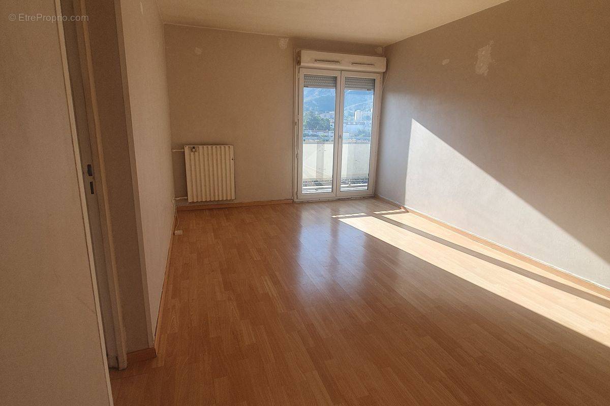 Appartement à MARSEILLE-10E