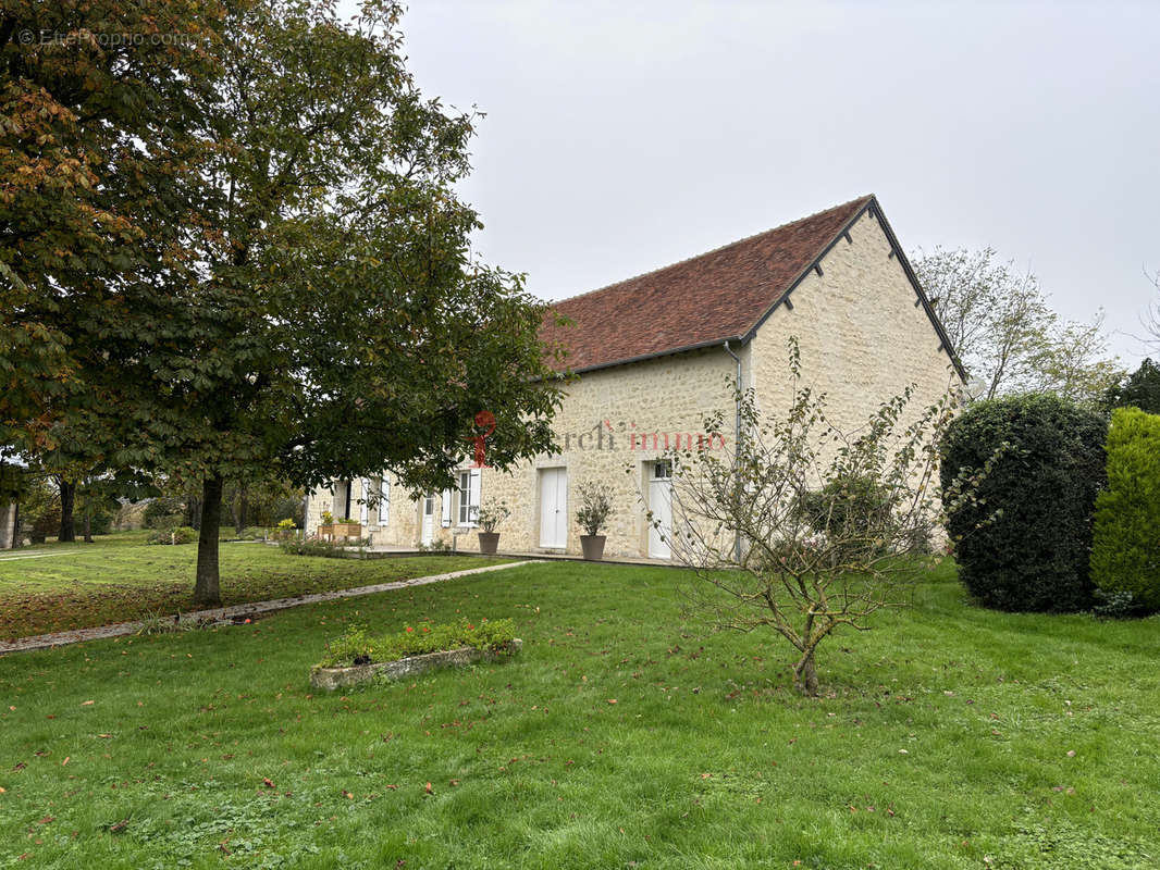 Maison à LE PIN-LA-GARENNE