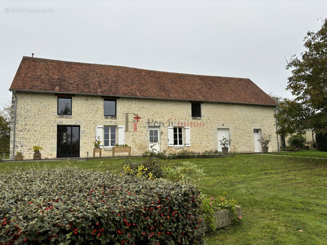 Maison à LE PIN-LA-GARENNE