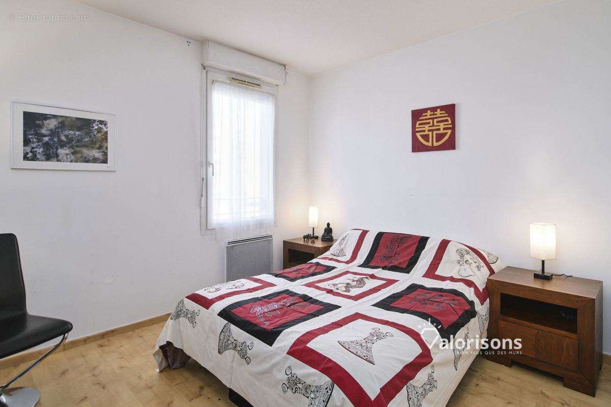 Appartement à MEYZIEU