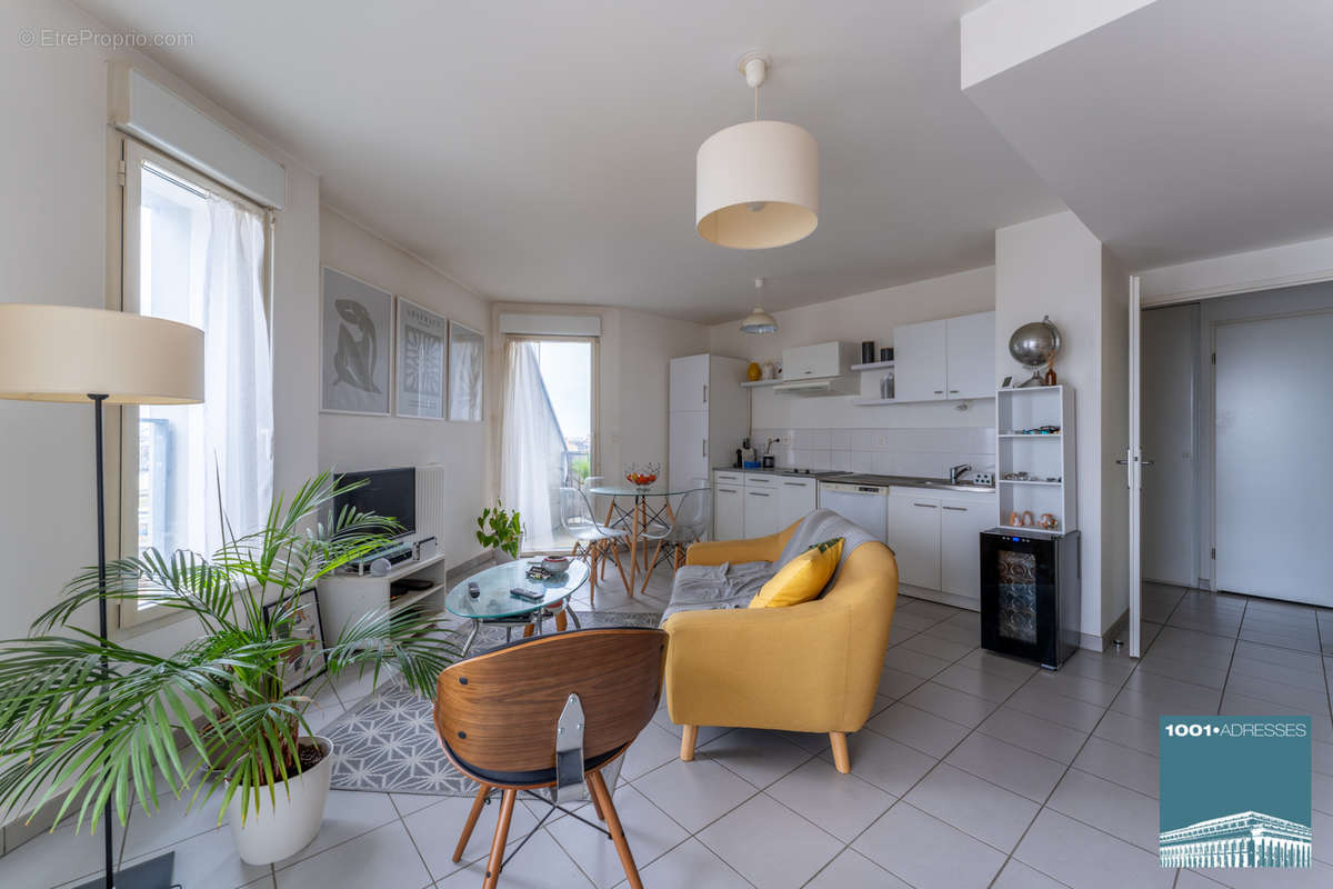 Appartement à BORDEAUX