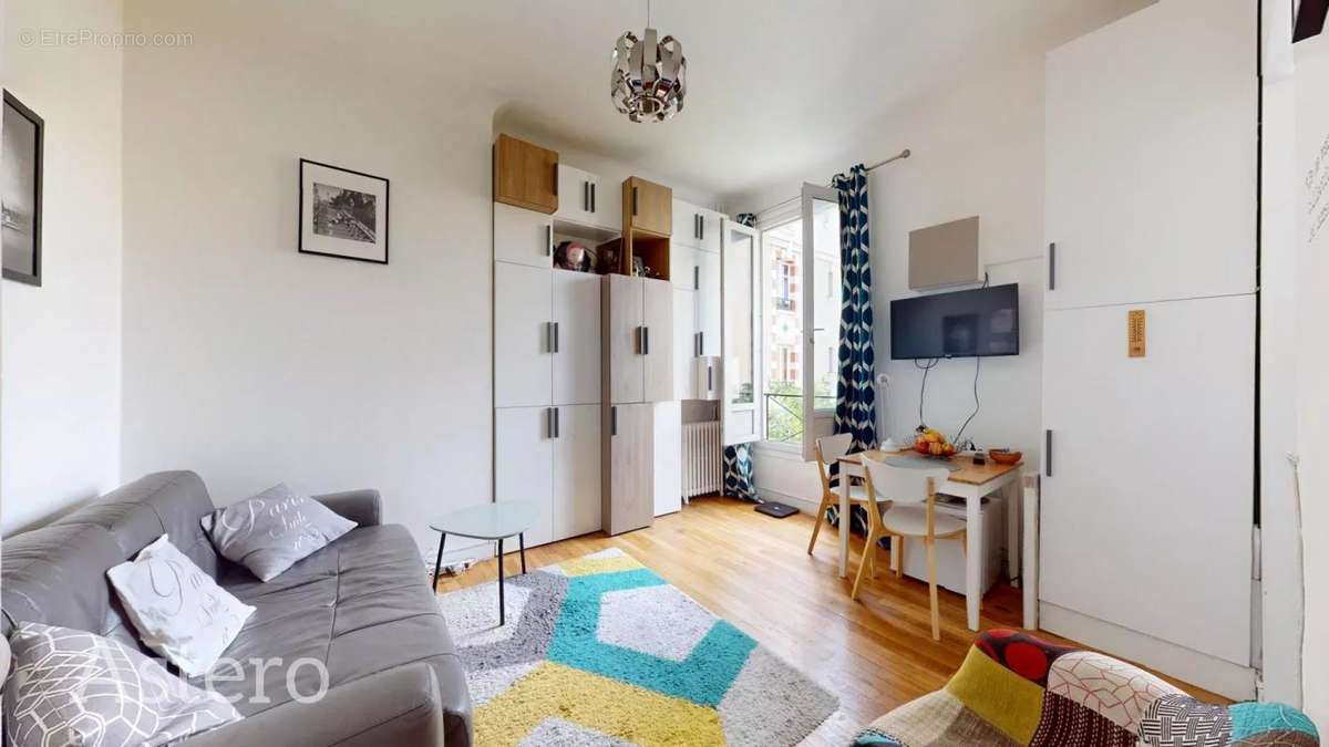 Appartement à PARIS-18E