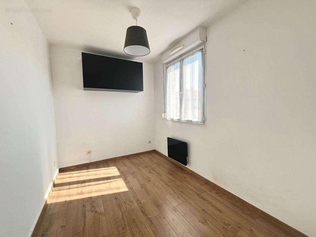 Appartement à DECINES-CHARPIEU