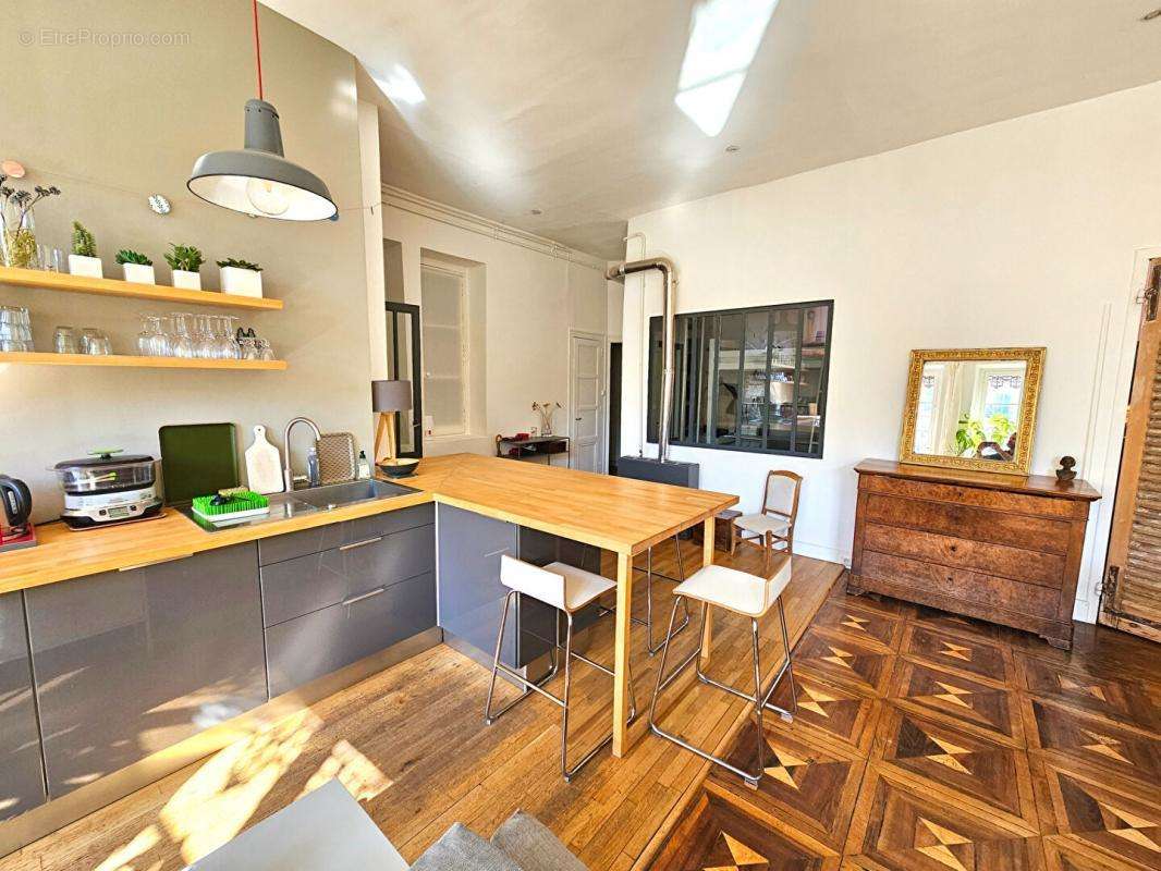 Appartement à LYON-1E