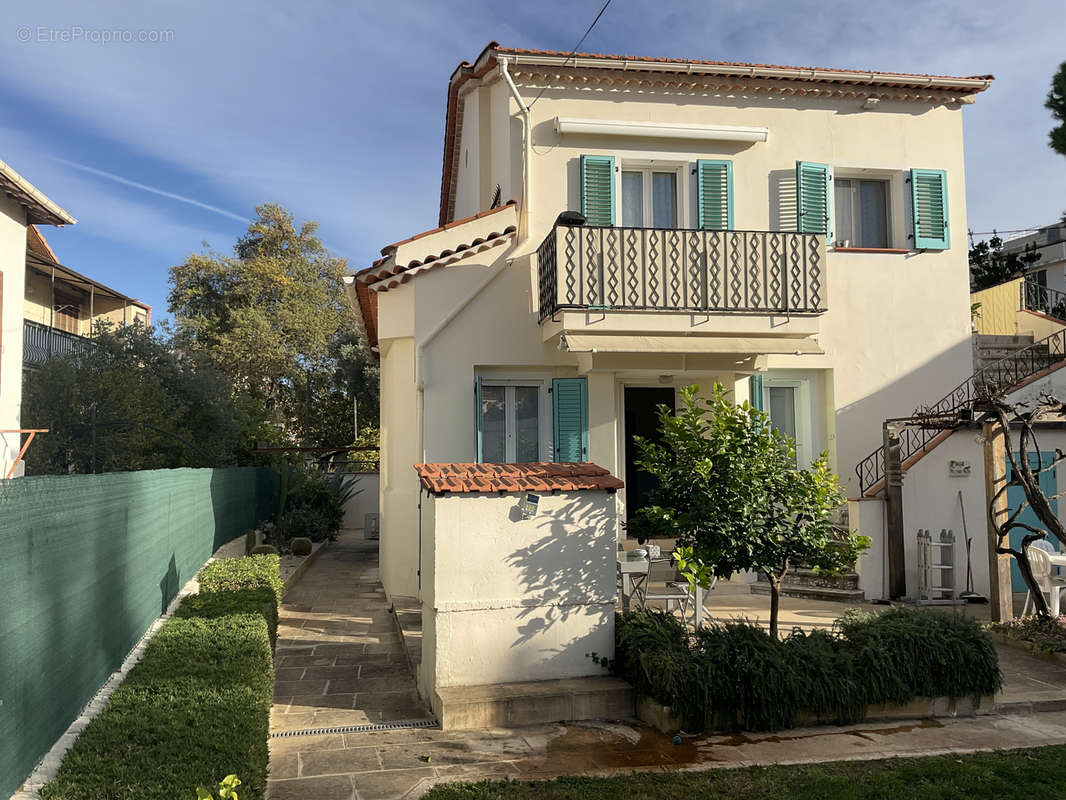 Maison à CAGNES-SUR-MER