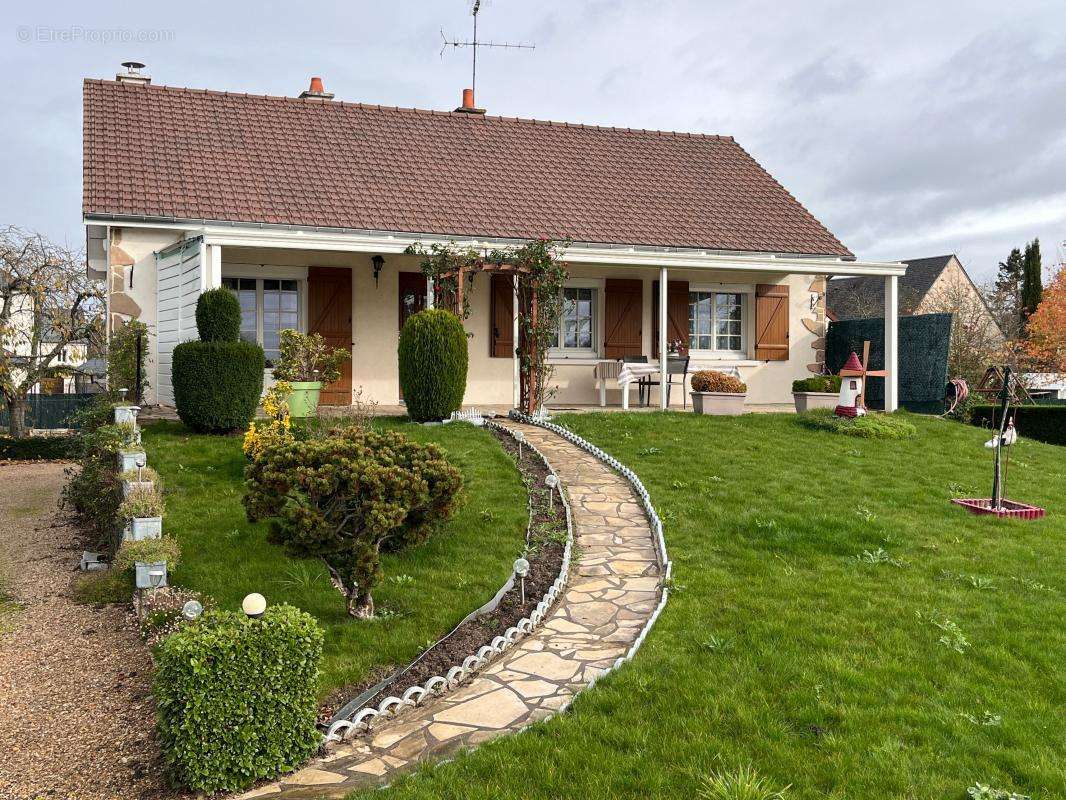 Maison à SAINT-DENIS-EN-VAL