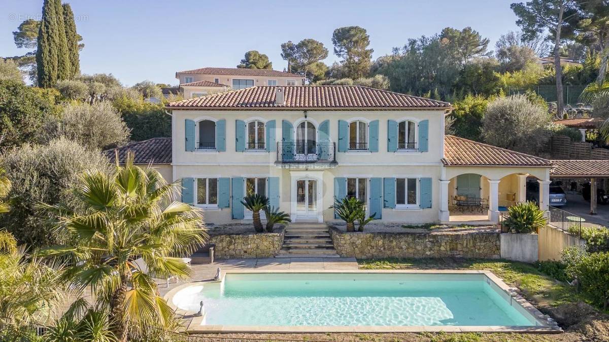 Maison à MOUGINS