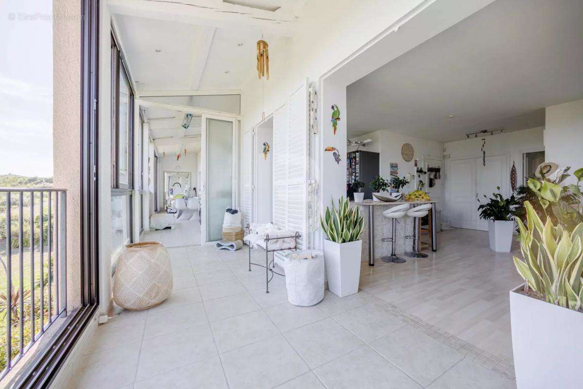 Appartement à VILLENEUVE-LOUBET