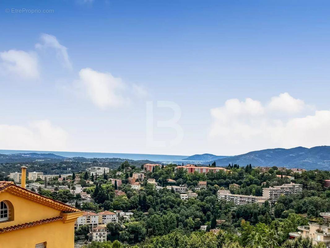 Appartement à GRASSE