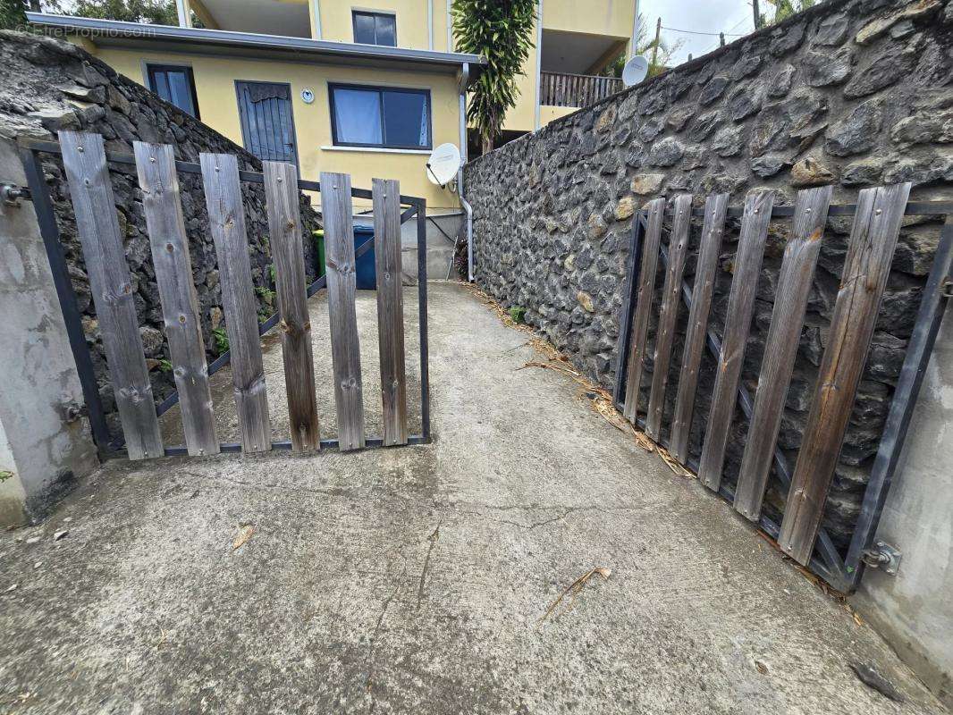 Appartement à SAINT-LEU