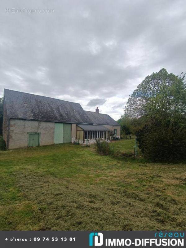 Maison à POULIGNY-NOTRE-DAME