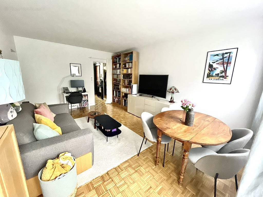 Appartement à SAINT-MAUR-DES-FOSSES