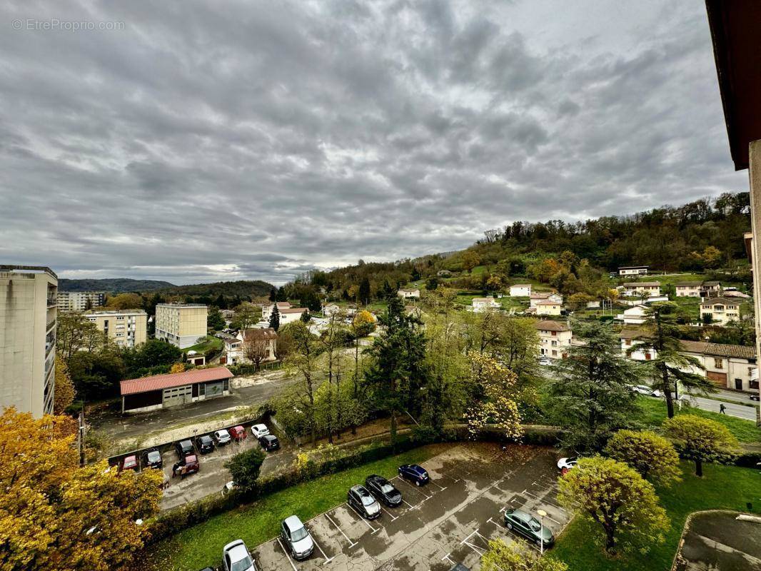 Appartement à BOURGOIN-JALLIEU