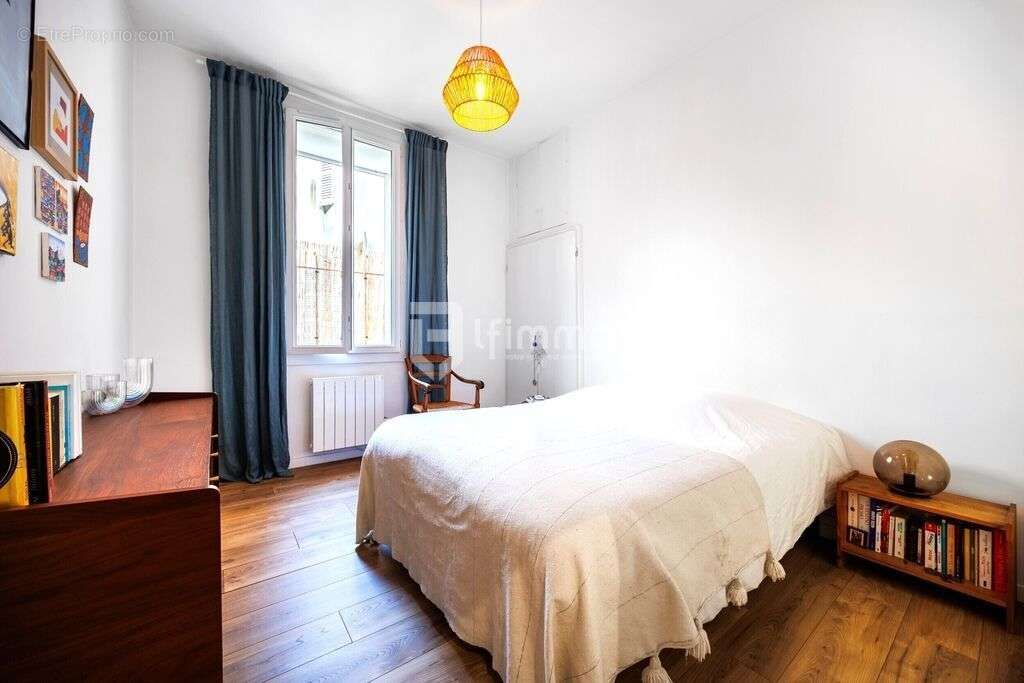 Appartement à MARSEILLE-6E