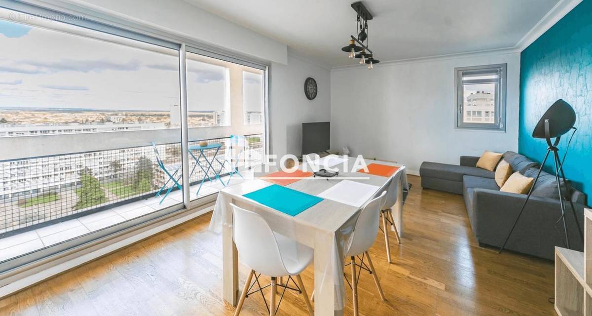 Appartement à POITIERS