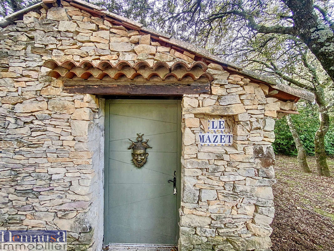 Maison à NIMES