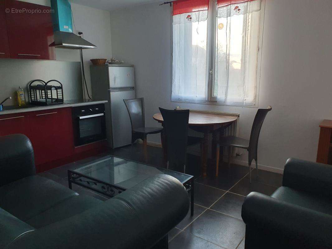 Appartement à ANGERVILLE