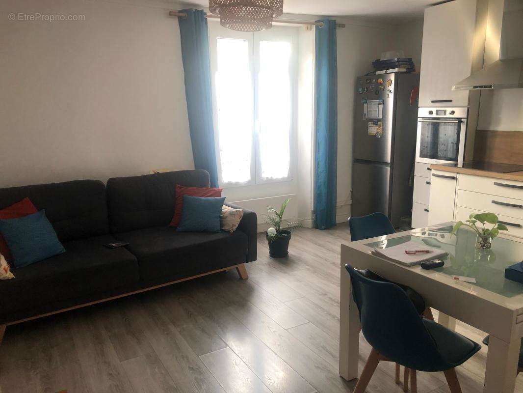 Appartement à ANGERVILLE