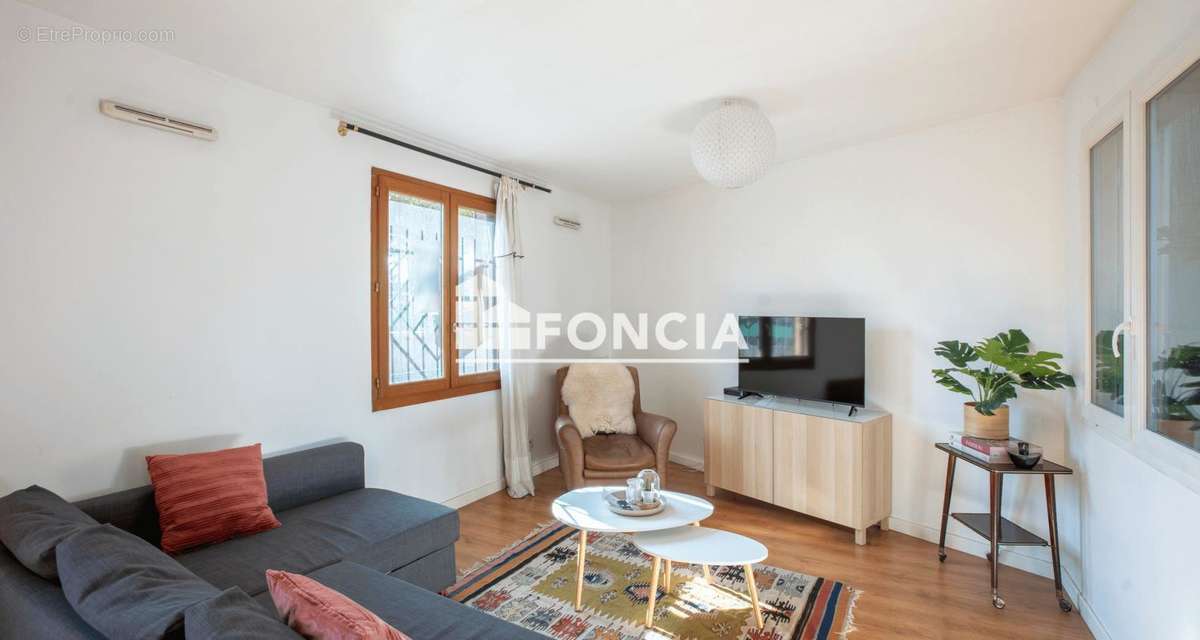 Appartement à SAINT-DENIS