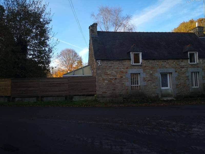 Maison à PLOUMAGOAR