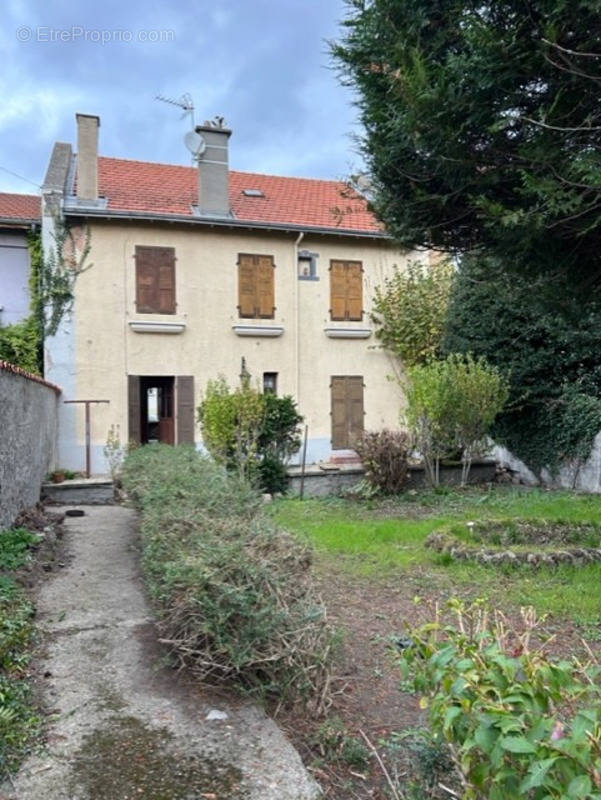 Maison à CLERMONT-FERRAND