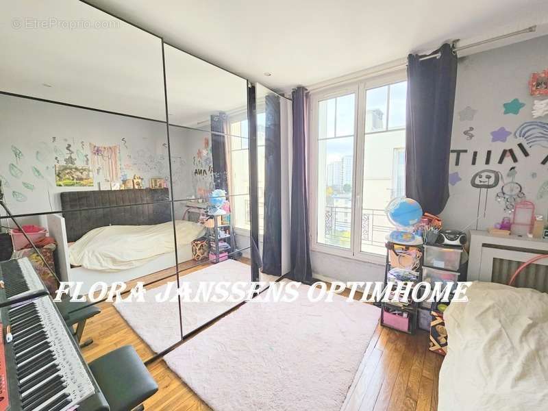 Appartement à COLOMBES