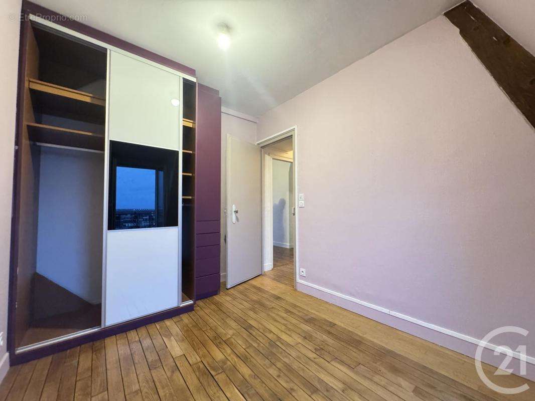 Appartement à FONTENAY-SOUS-BOIS