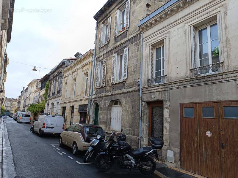 Appartement à BORDEAUX