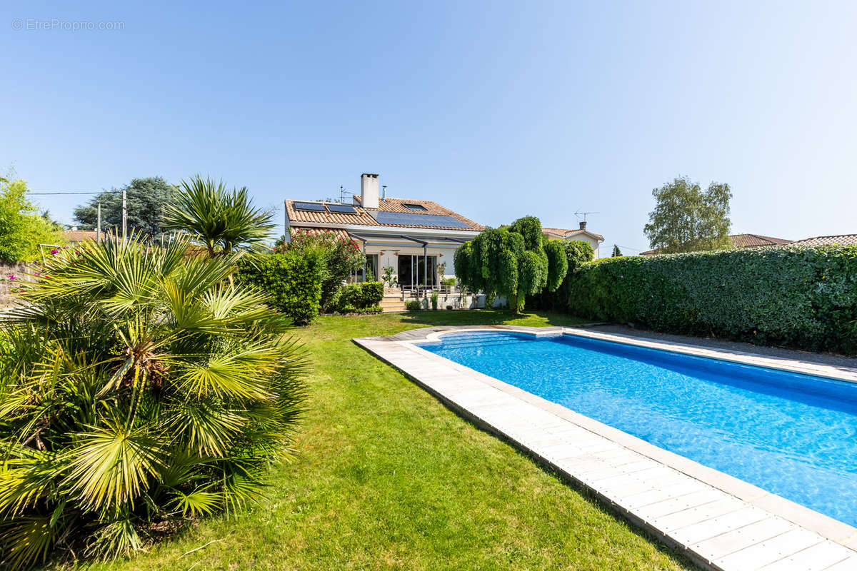 Maison à SAINT-MEDARD-EN-JALLES