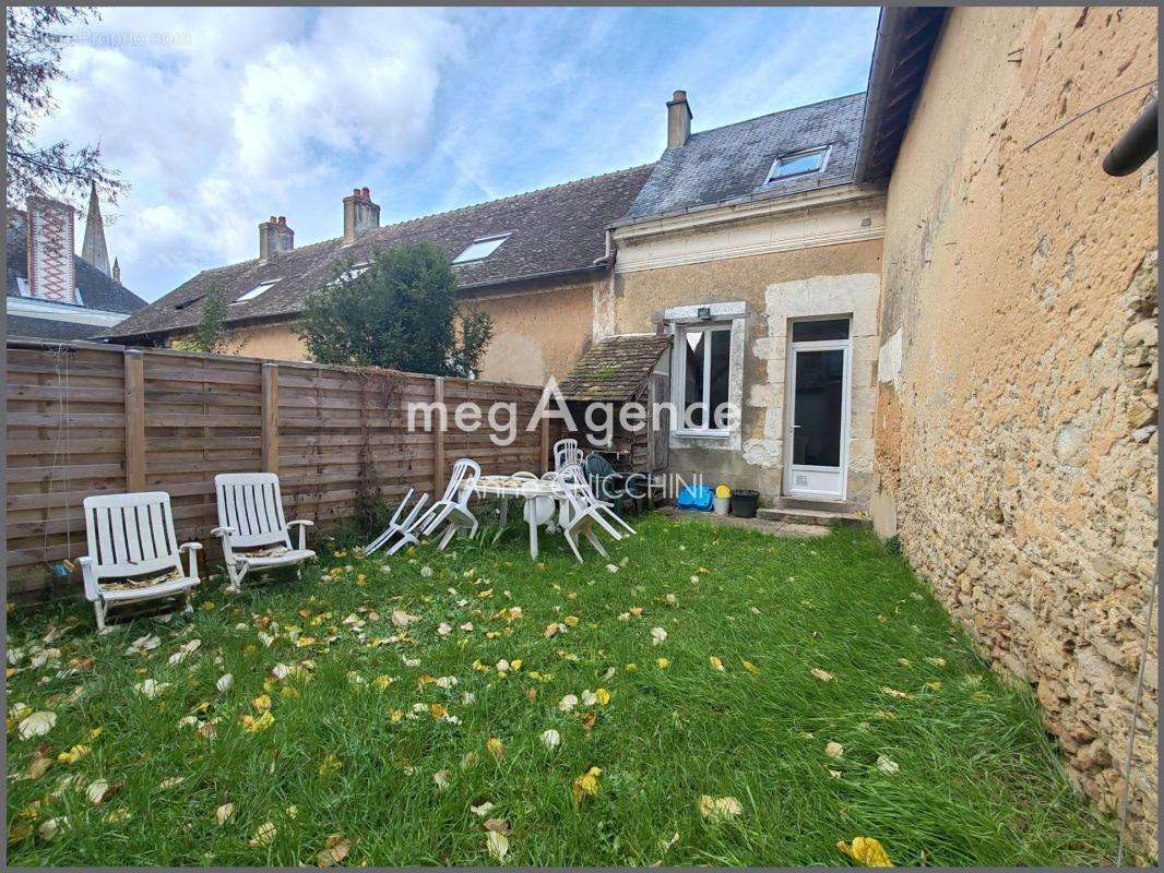 Maison à LAIGNE-EN-BELIN